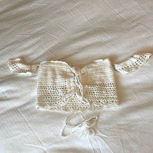 Crochet macrame crop top with flutter sleeves